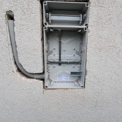  Lakáselosztó cseréje, karbantartása 